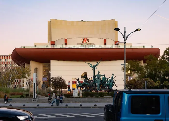 Old Calea Victoriei Deluxe