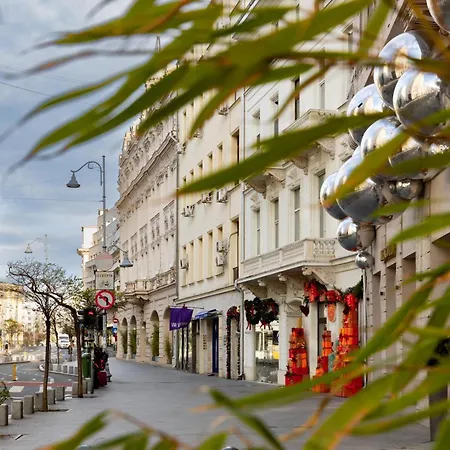 Old Calea Victoriei Deluxe *