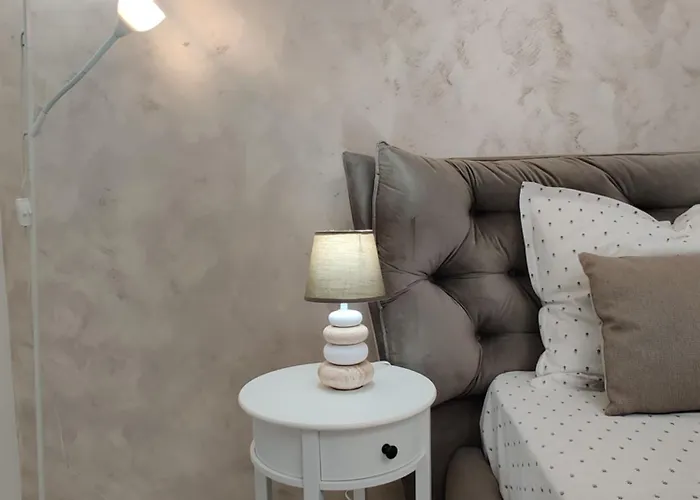 Old Calea Victoriei Deluxe Apartman